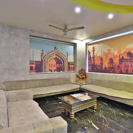 Oyo 23540 Hotel Suryakant Rajkot Dış mekan fotoğraf