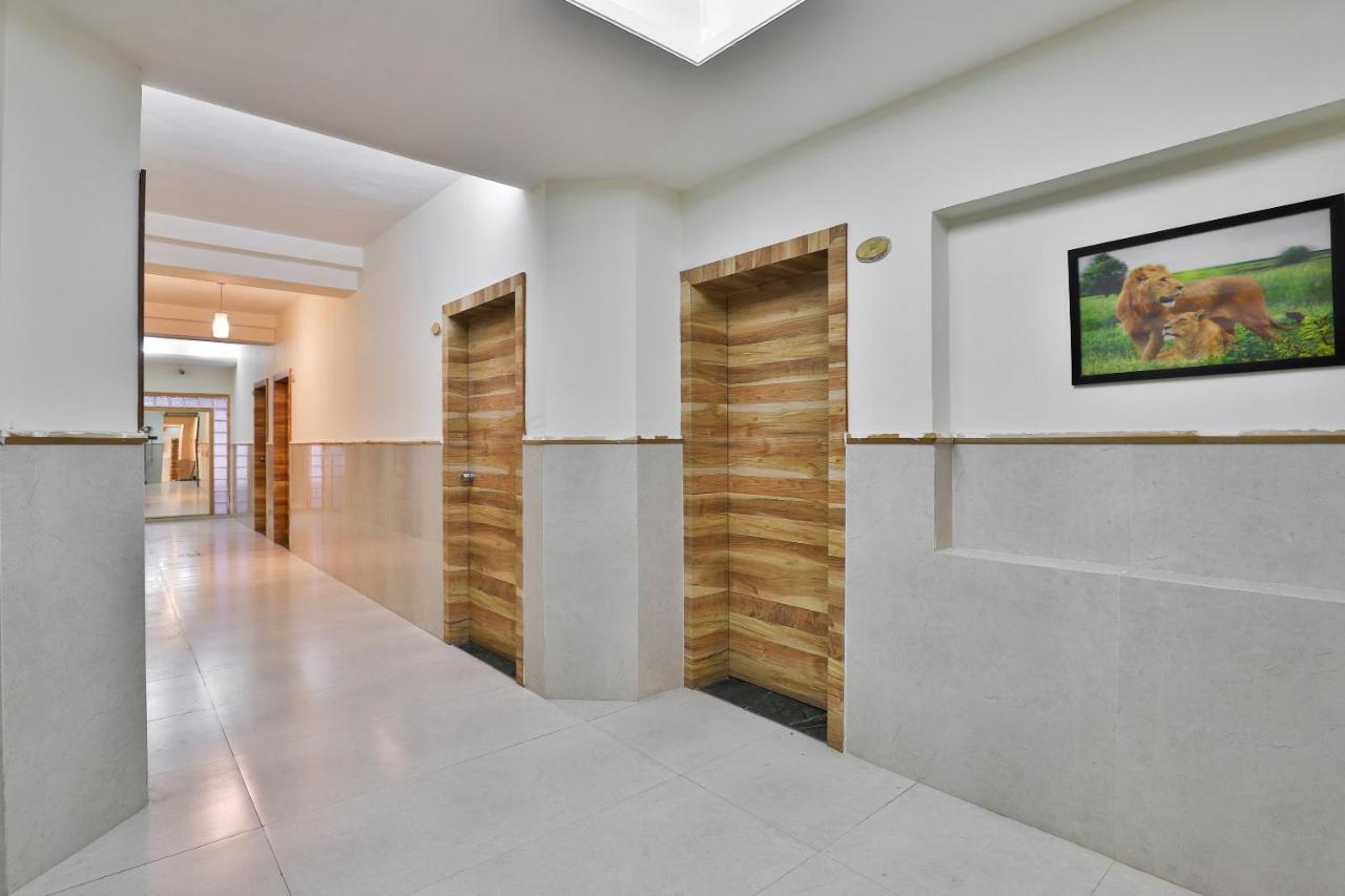 Oyo 23540 Hotel Suryakant Rajkot Dış mekan fotoğraf