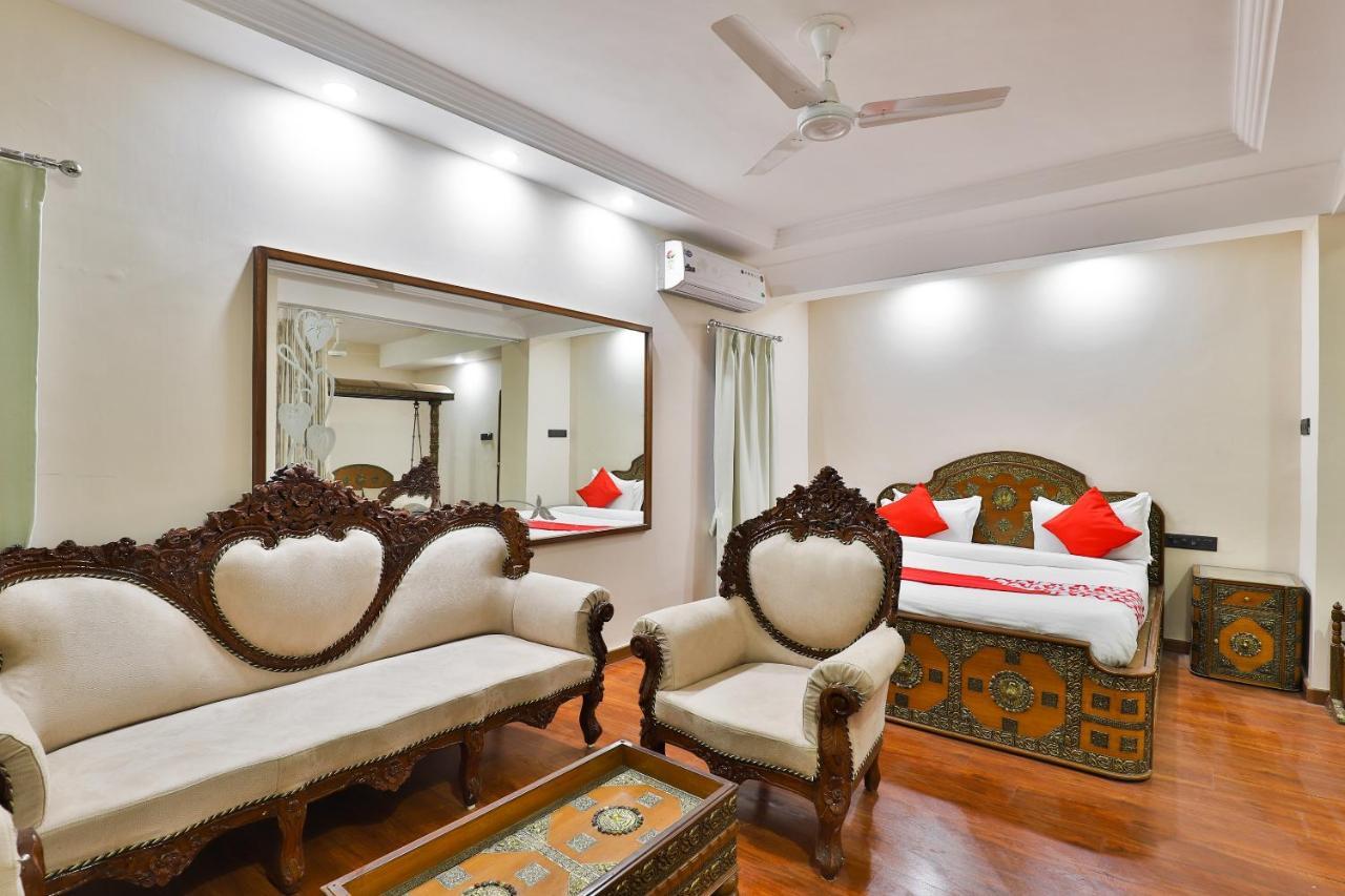 Oyo 23540 Hotel Suryakant Rajkot Dış mekan fotoğraf