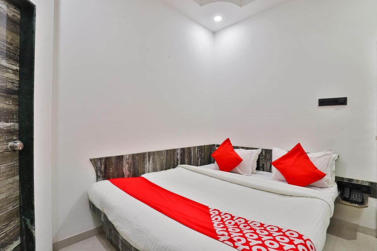 Oyo 23540 Hotel Suryakant Rajkot Dış mekan fotoğraf