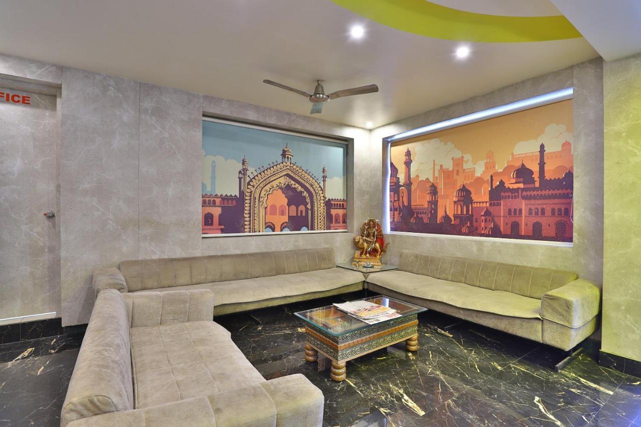 Oyo 23540 Hotel Suryakant Rajkot Dış mekan fotoğraf