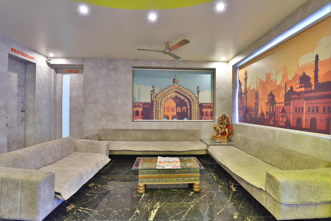 Oyo 23540 Hotel Suryakant Rajkot Dış mekan fotoğraf