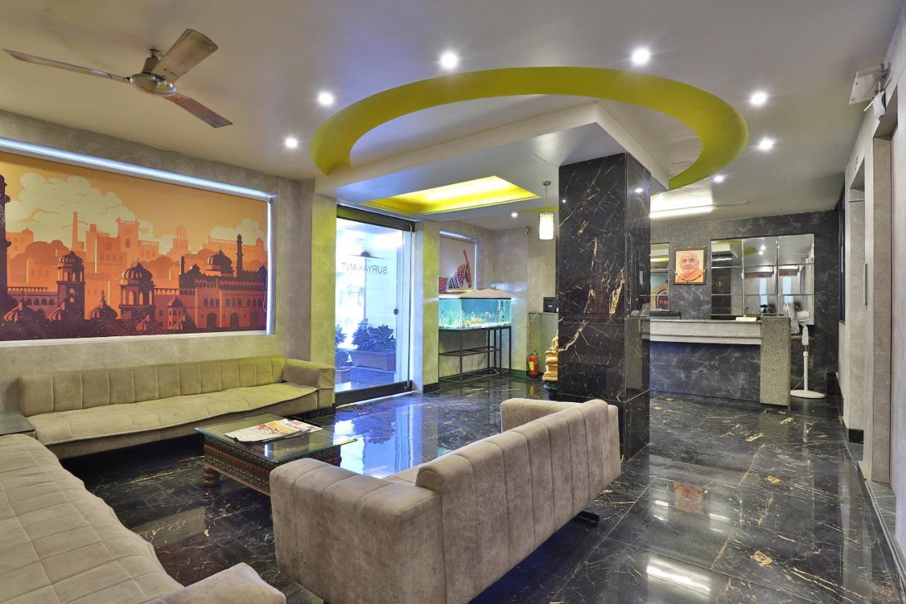 Oyo 23540 Hotel Suryakant Rajkot Dış mekan fotoğraf